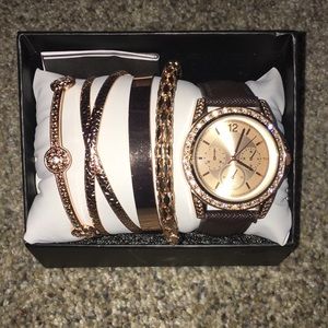 NEW bracelet/watch set(: